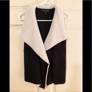 Derick heart girls open front sweater